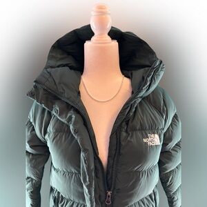 The North Face Women's Hooded Down Puffer Jacket XS Green Winter Coat